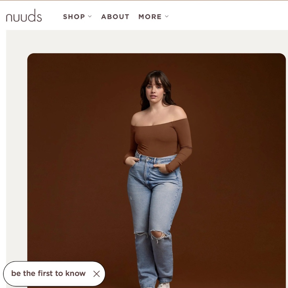 Nuuds Off the Shoulder Bodysuit, Size: M, Color: Chocolate